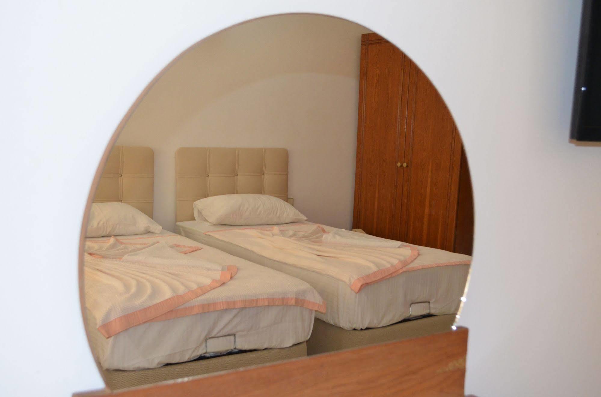 Hotel Prens Yildiz Айвалык Экстерьер фото